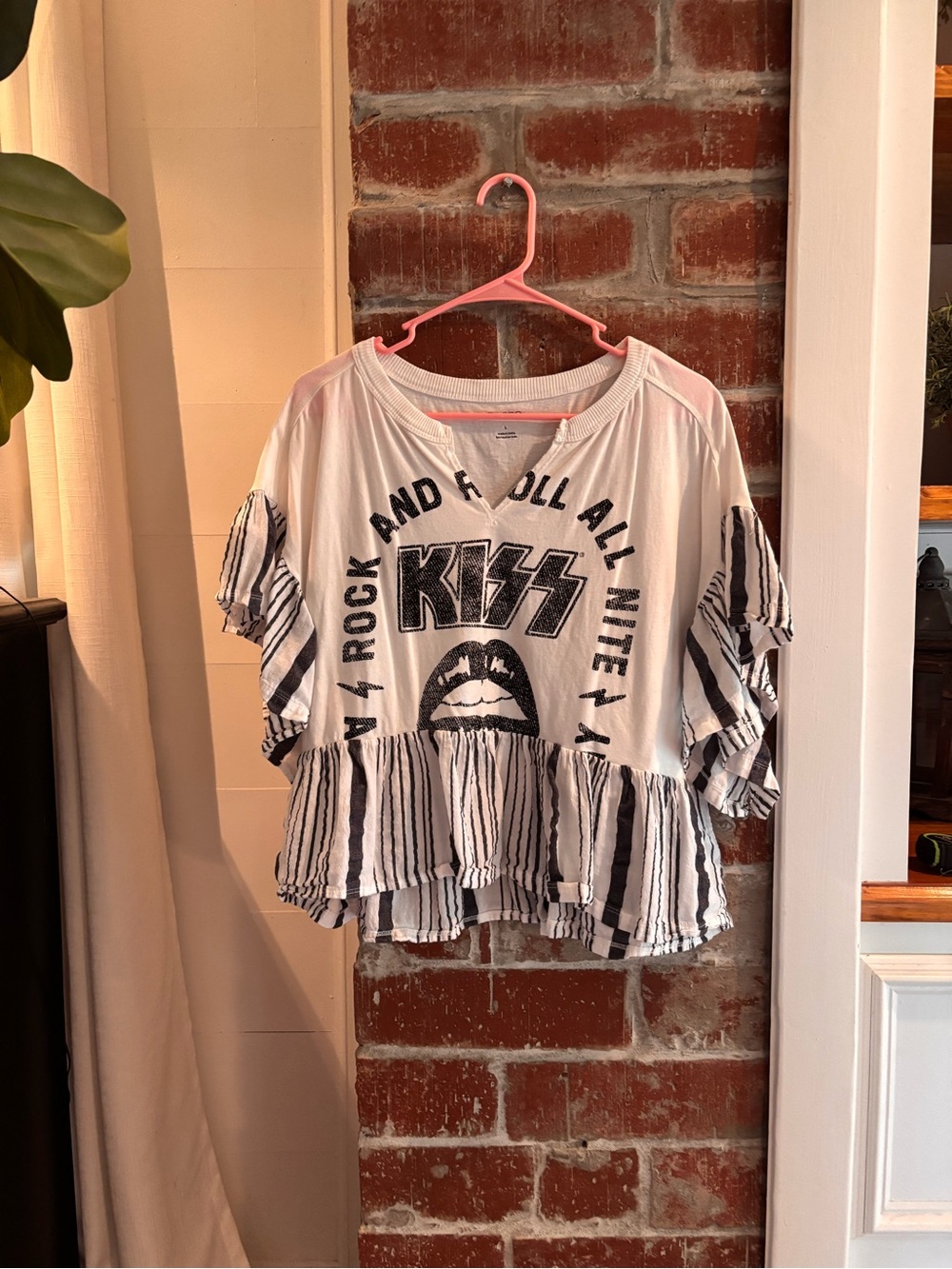 Pilcro Kiss Band Tee